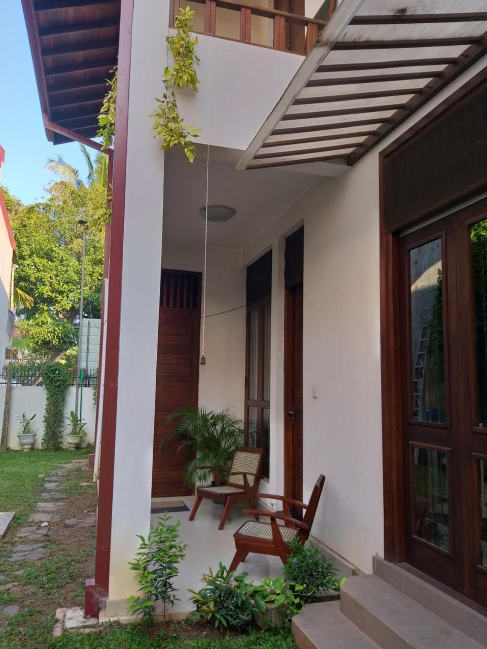 Cosy Nest Home Stay 니곰보 외부 사진